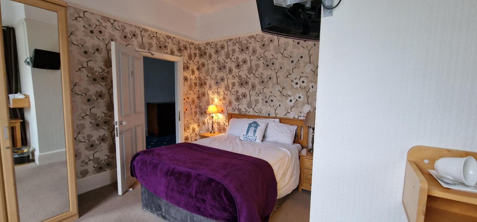 Hazeldene Hotell Aberaeron Exteriör bild