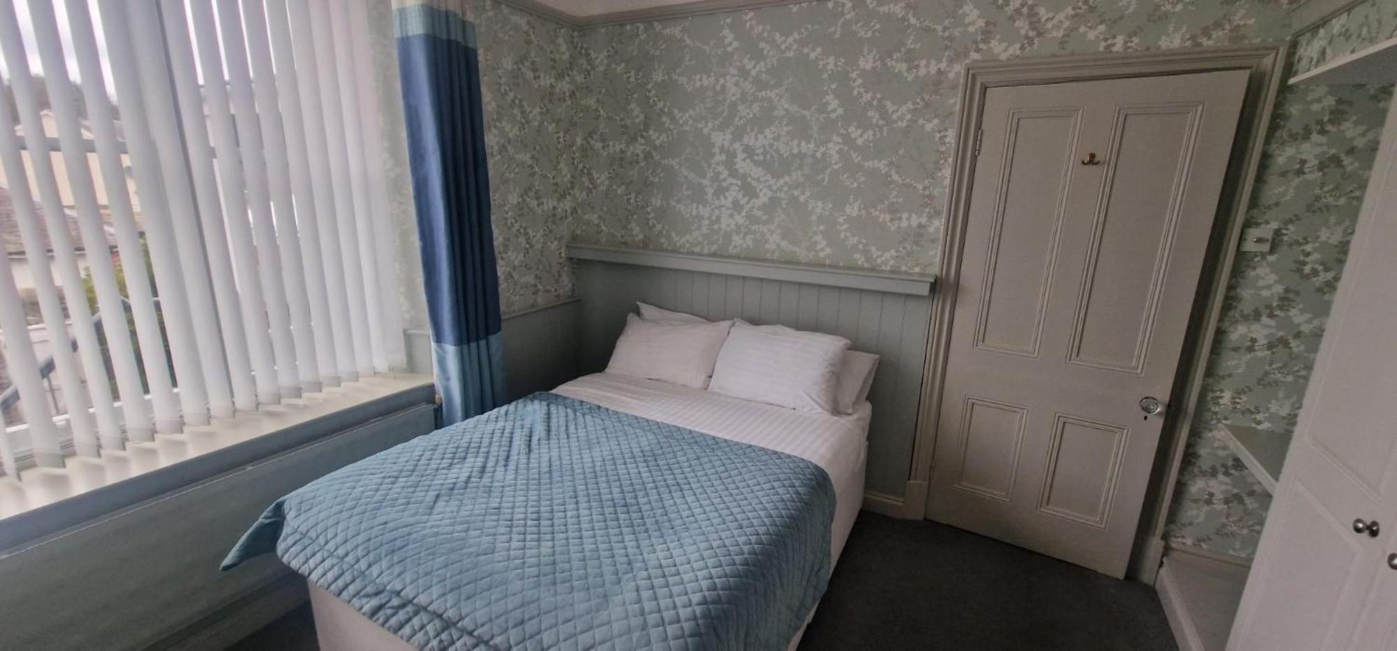 Hazeldene Hotell Aberaeron Exteriör bild